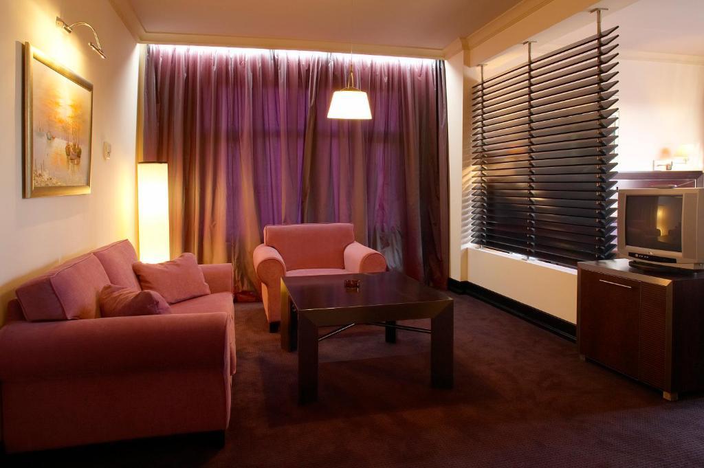 Park Hotel Green Europe CChaskovo Rum bild